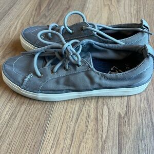 Sperry women’s 6.5 Gray Canvas Sneakers